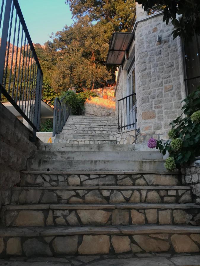 Rezevici Boutique Villa Petrovac Luaran gambar