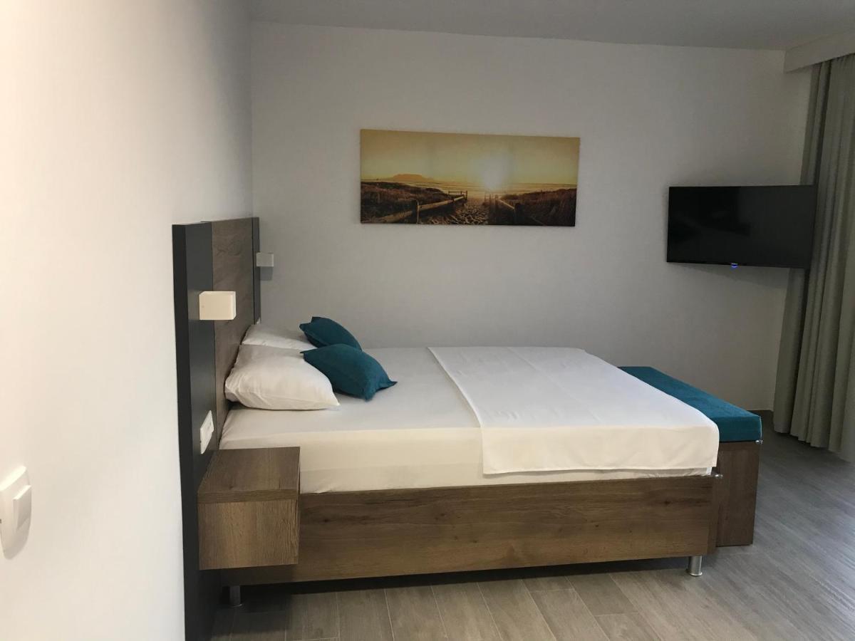 Rezevici Boutique Villa Petrovac Luaran gambar