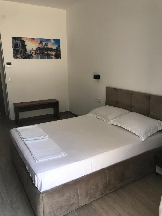Rezevici Boutique Villa Petrovac Luaran gambar